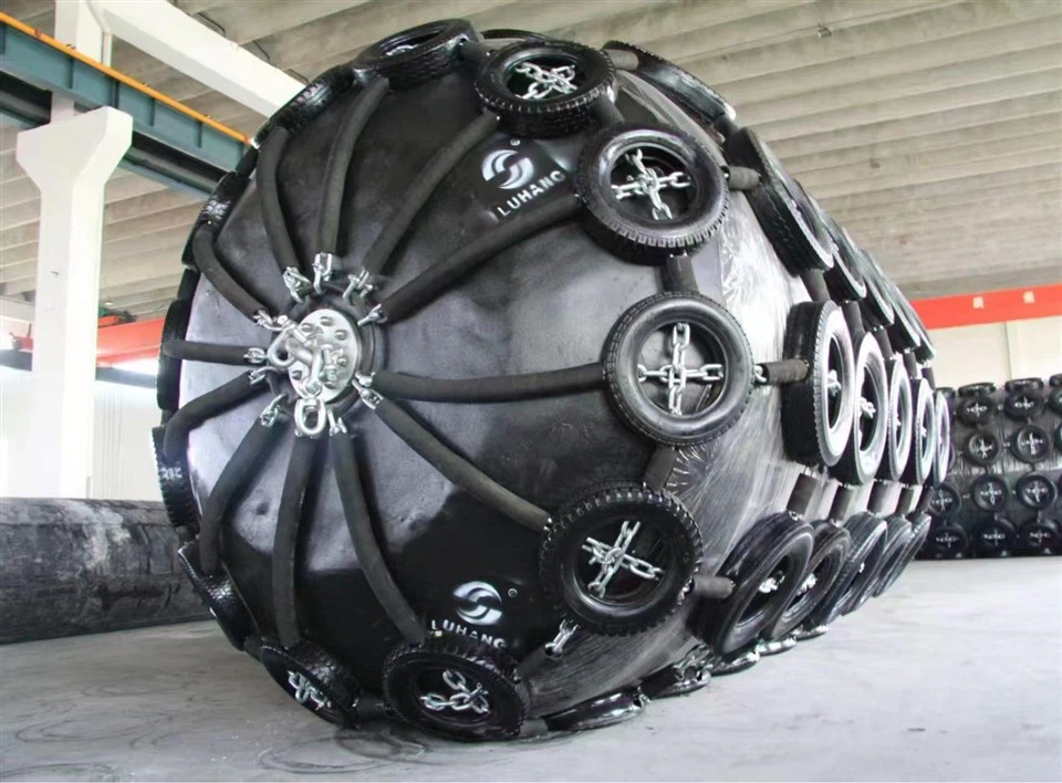 Netted Foam Filled Marine Fenders.JPG